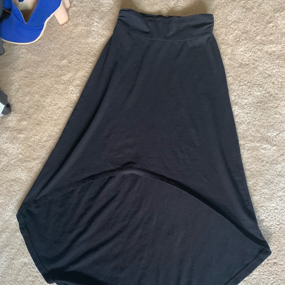 Black Hi-Low skirt